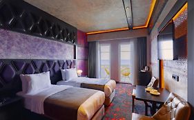 Tapis Rouge Design Boutique Hotel